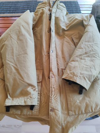Chaqueta Woolrich desmontable beige