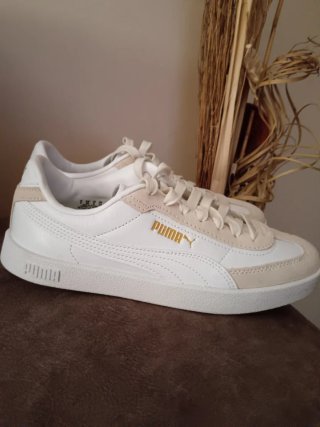 Zapatilla Puma Mujer Blanca y Beige