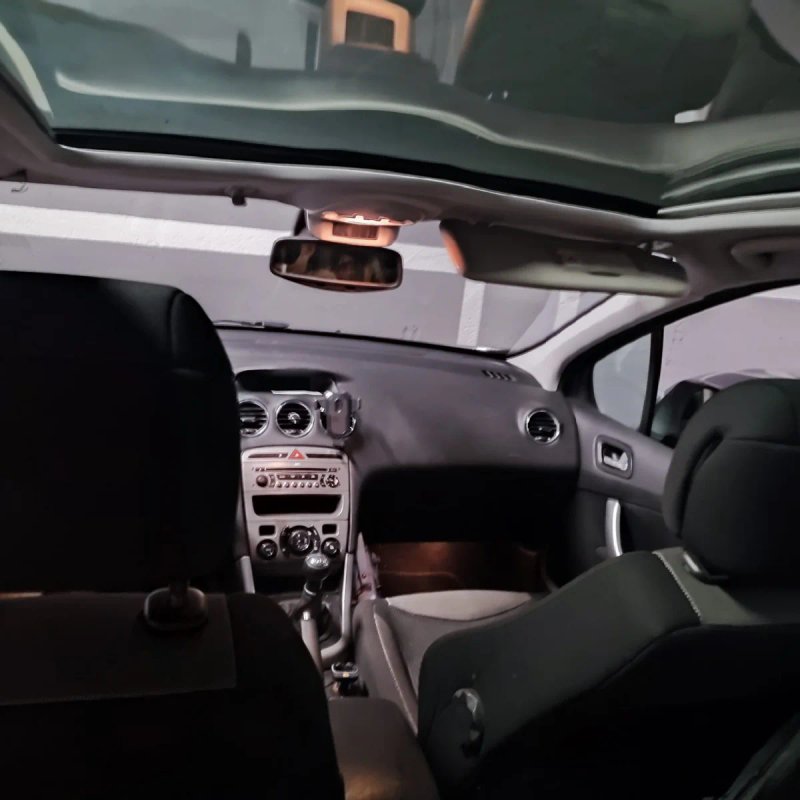 Peugeot 308 2008 - foto 1