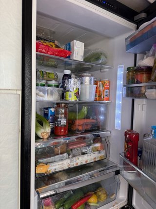 Refrigeradora  Combi Nevera negra 1,86m alto