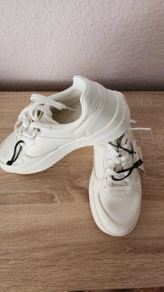 Zapatillas Zara Blancas
