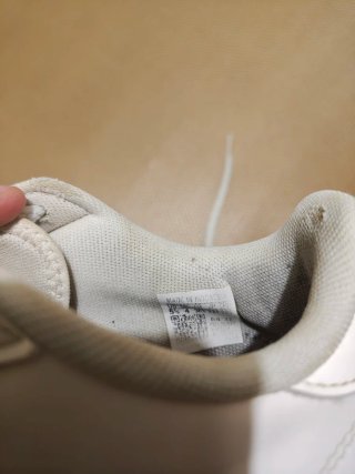 Zapatillas Adidas Mujer Blancas y Doradas