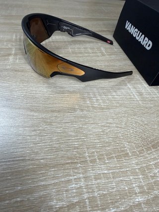 Gafas Oakley Meta Vanguard Doradas