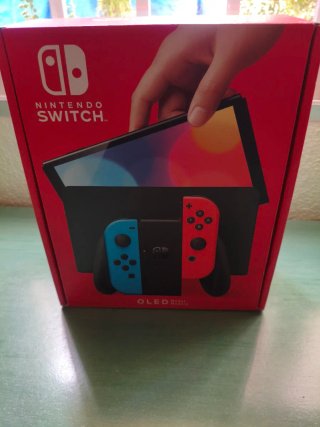 Nintendo Switch OLED Azul/Rojo Neón