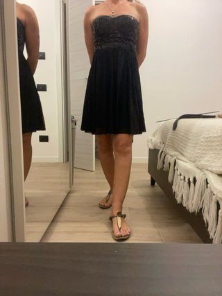 Vestito corto paillettes e tulle