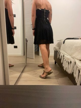 Vestito corto paillettes e tulle