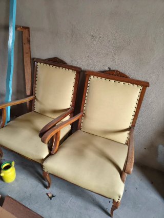 Mecedora de madera y tela