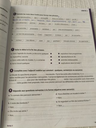 Libro francés actividades