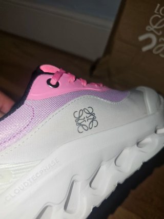 Zapatillas On Running rosas y moradas