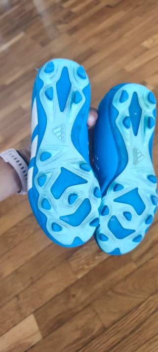 Botas de fútbol Adidas Predator Talla 31