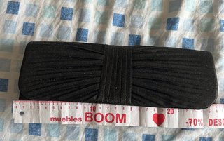 Bolso de fiesta negro con cadena