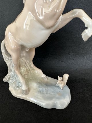 Figura Lladró Caballo y Ardilla (1965)