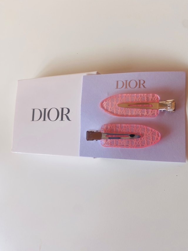 Pinzas para el pelo Dior rosas