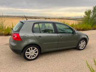 Volkswagen Golf 2005