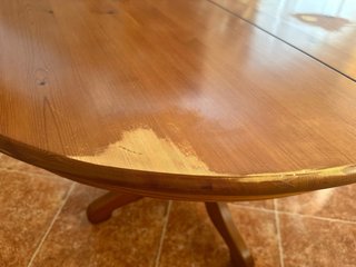 Mesa redonda madera y 6 sillas asiento enea