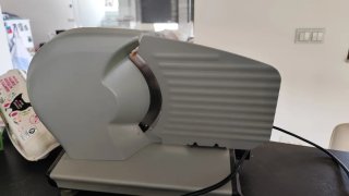 Cortadora de embutidos profesional