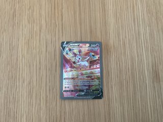 Sylveon V 184/203 Carta Pokémon