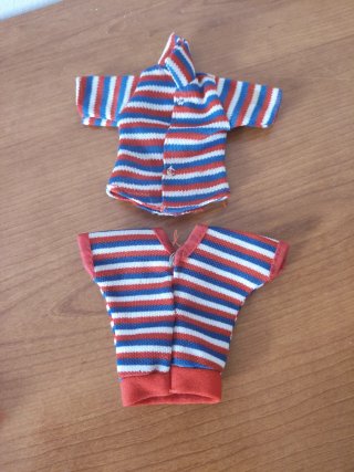 Lote ropa Barbie*