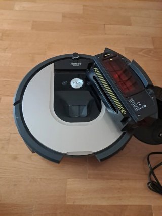 Aspiradora Roomba i7con base de carga