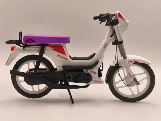 Maqueta Derbi Variant Sport Edicion Limitada 1984