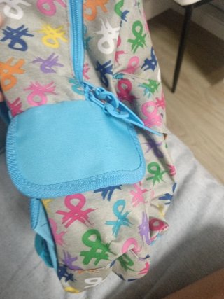 Mochila adaptable con bolsillos laterales