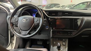 TOYOTA Auris 1.8 140 Hybrid (10.660€+iva).