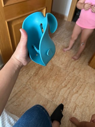 Cubierta de silicona para grifo azul