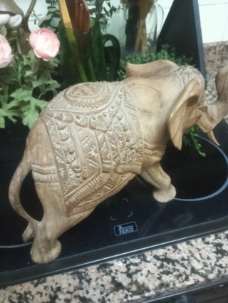 Elefante de Madera Artesanal
