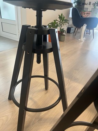 Taburetes altos negros Ikea (los dos)