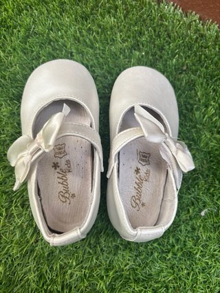 Zapatos niña lazo