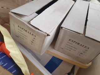 Encuadernadora de espirales y canutillos
