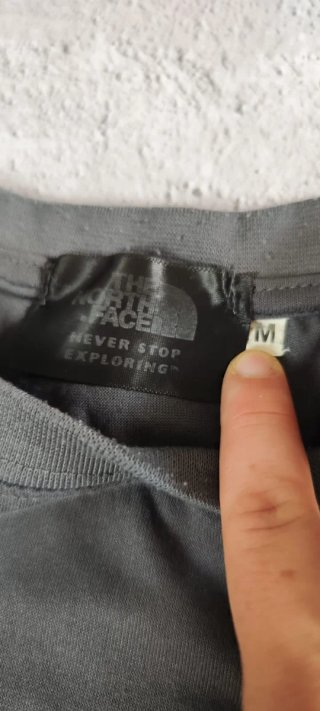 Camiseta The North Face Gris Talla M