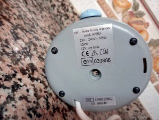 Calienta biberones+comida Chicco para casa y auto