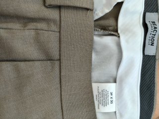 Pantalón de vestir beige Kenneth Cole REACTION