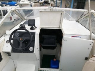 Barco Madesa 22 con motor Mariner
