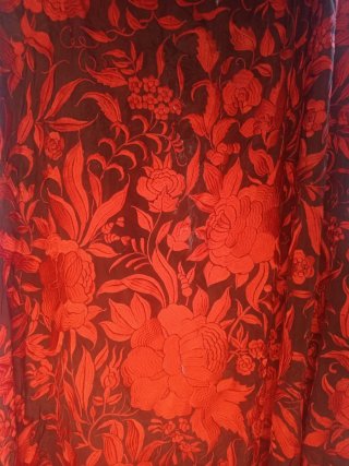 Antiguo Mantón de Manila Rojo y Negro