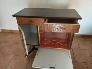 Mueble bar vintage madera y metal