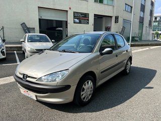 Peugeot 206 2006 1.4 gasolina 75 Cv pegatina C