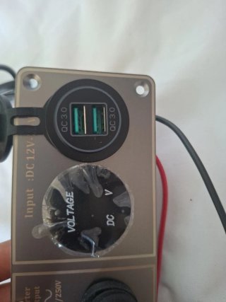 Adaptador Multifunción Coche 12V-24V