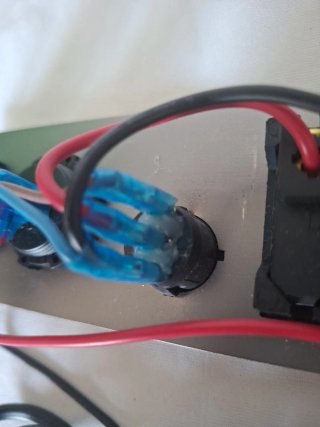 Adaptador Multifunción Coche 12V-24V