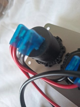 Adaptador Multifunción Coche 12V-24V