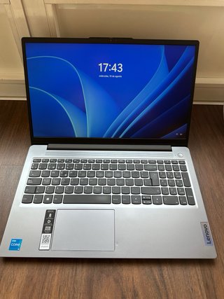 Portátil Lenovo IdeaPad Slim 3