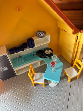 Casa de Playmobil con accesorios