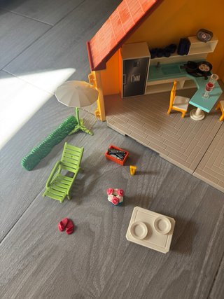 Casa de Playmobil con accesorios
