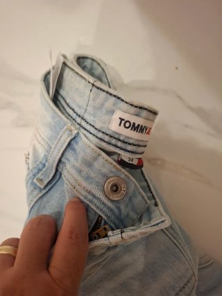 Pantalón vaquero Tommy Hilfiger azul claro