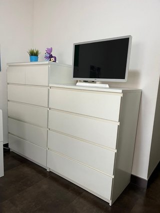 Cama juvenil Hemnes con cajones comodas mesa silla