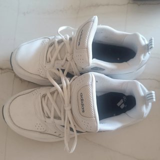 Lote 2 pares zapatillas Adidas Talla 44