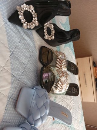 Zapatos/Zuecos Azules y Plateados