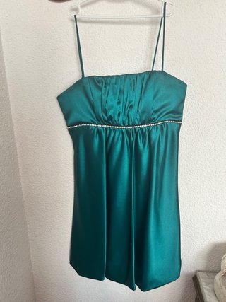 Vestido verde fiesta con pedrería