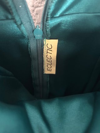 Vestido verde fiesta con pedrería